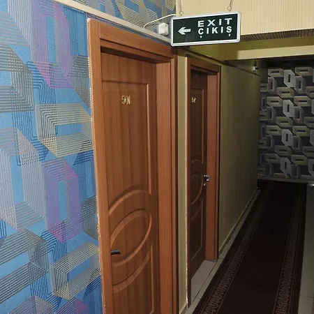 萨米尔酒店 2*
